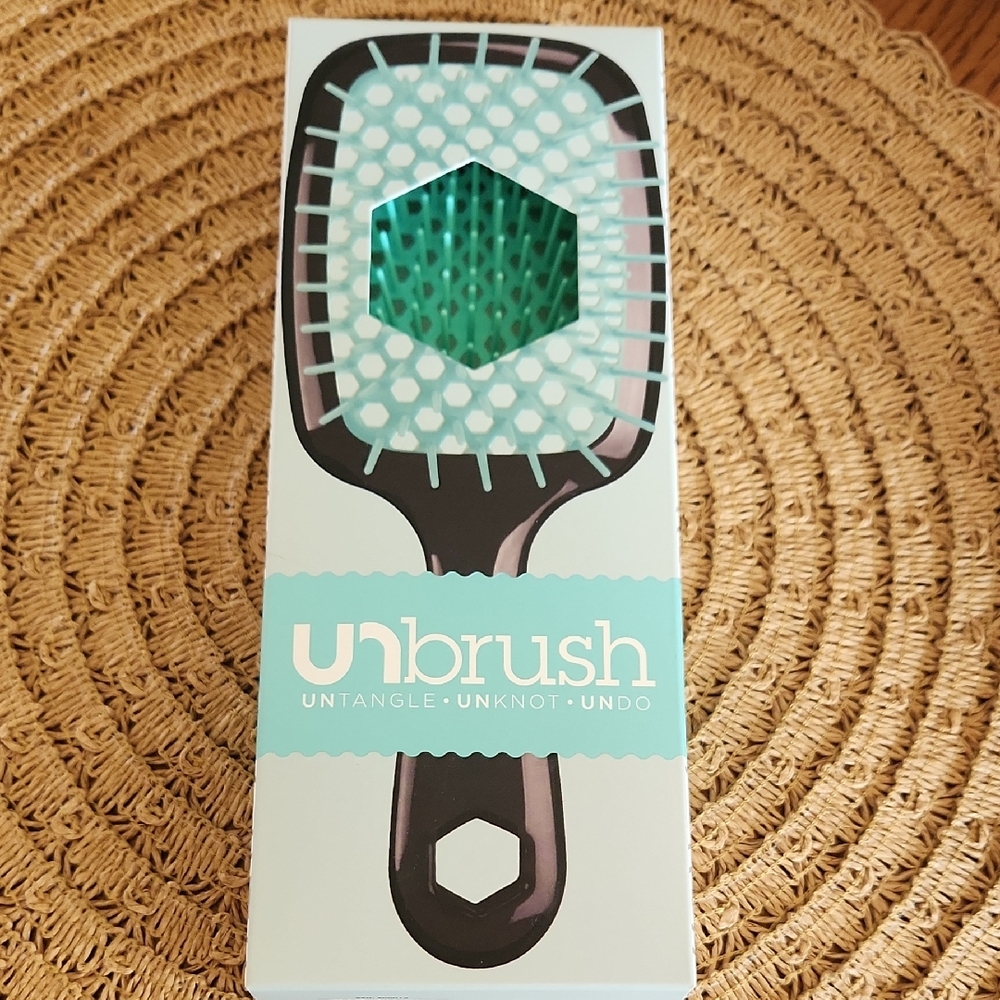 Unbrush Hair Detangler - Black and Teal NIB